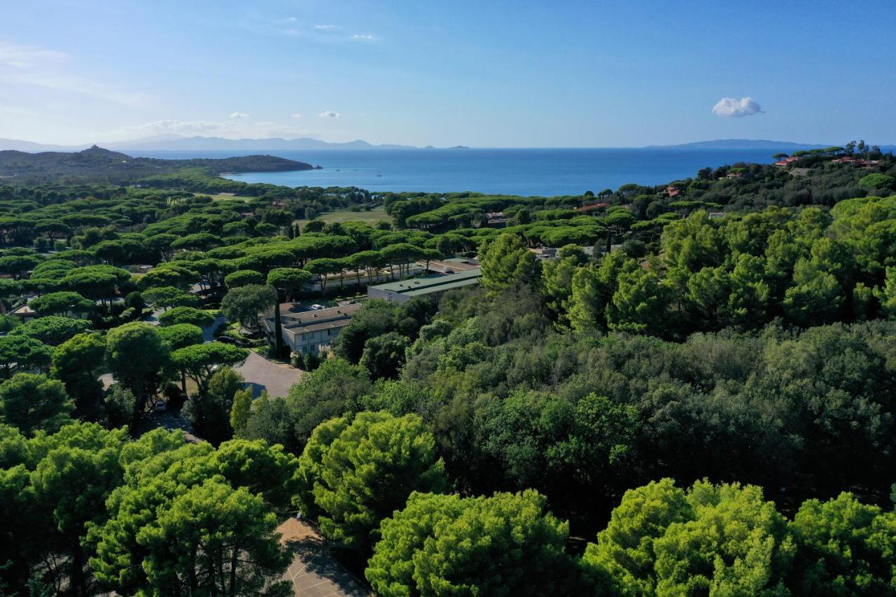 Golf Hotel