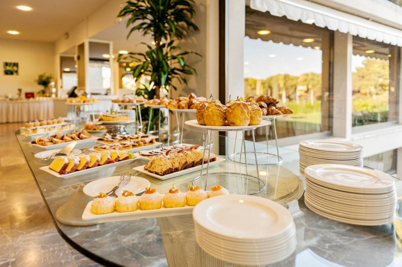 Golf Hotel